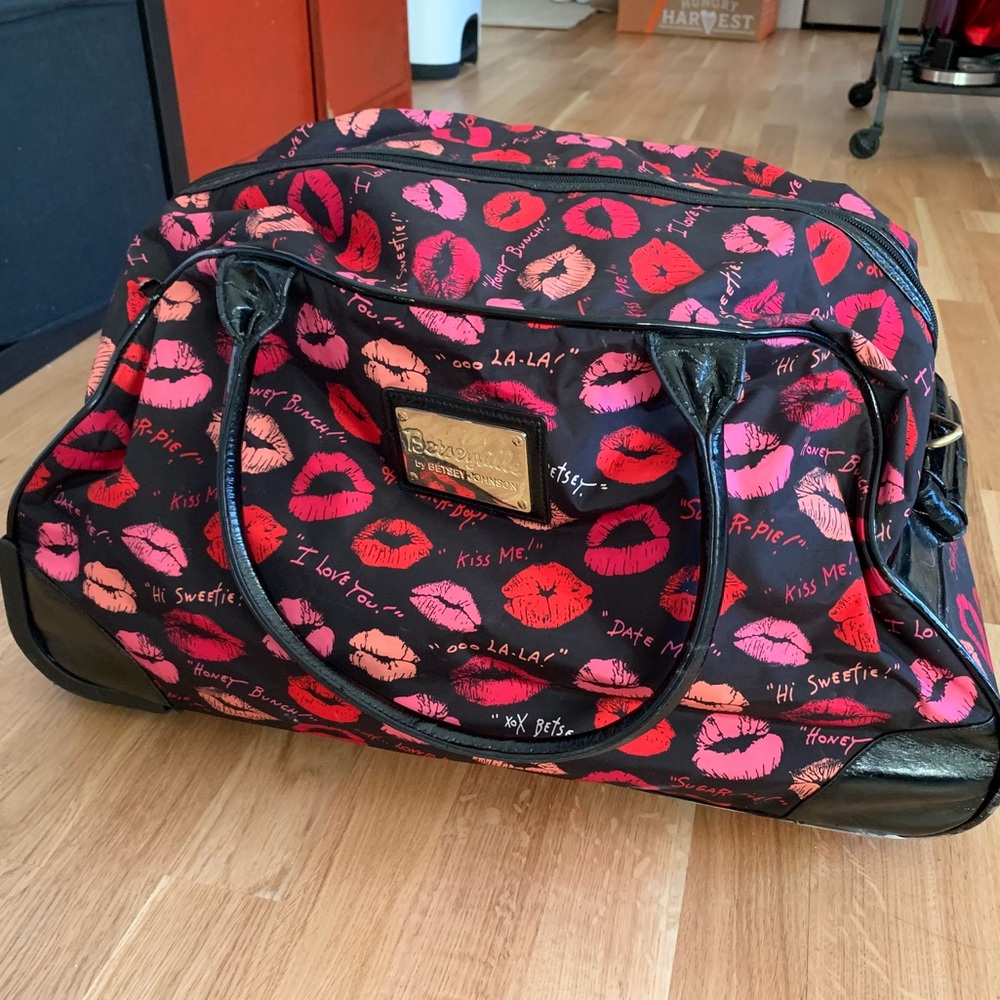 Betsey Johnson Pink Pattern Rolling Bag/Weekender